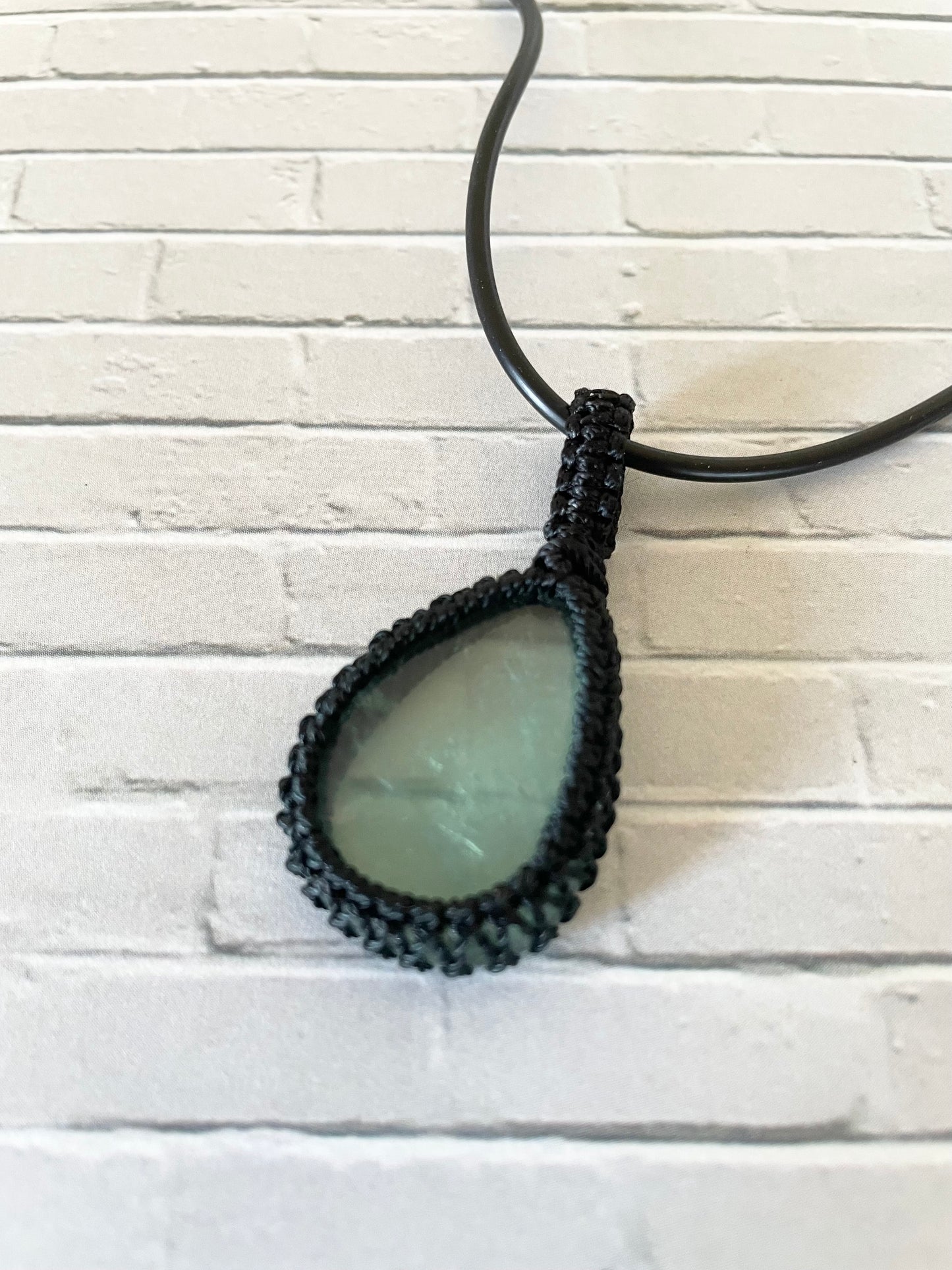 Macrame Pendant ~ Fluorite