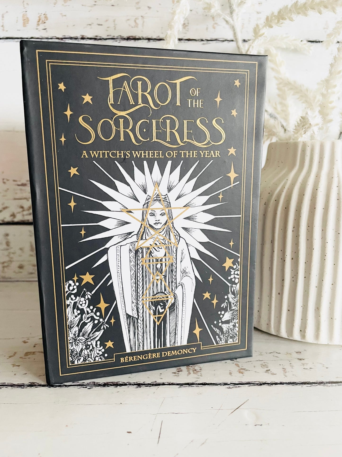 Tarot of the Sorceress Deck