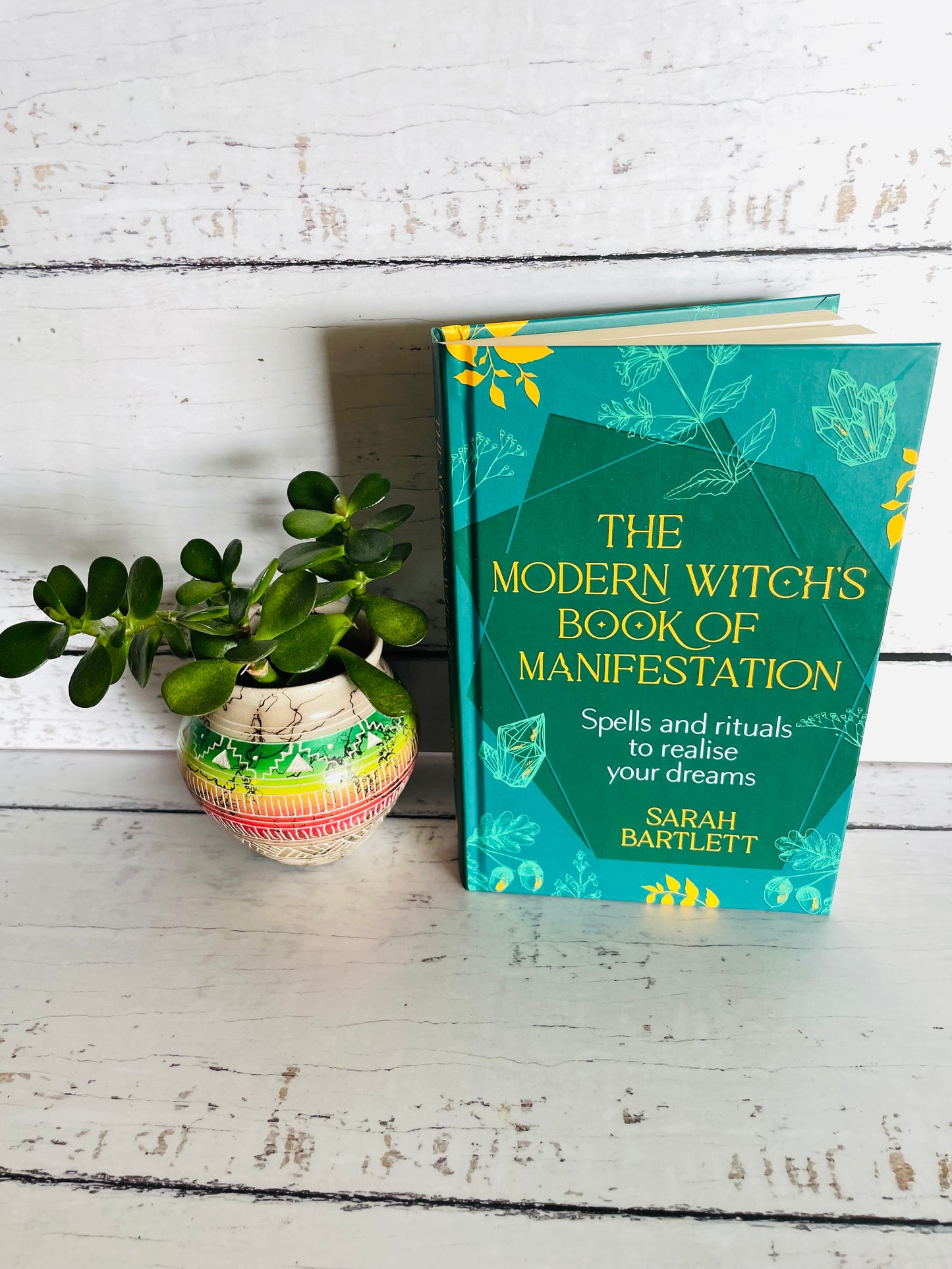 The Modern Witch’s Book of Manifestation
