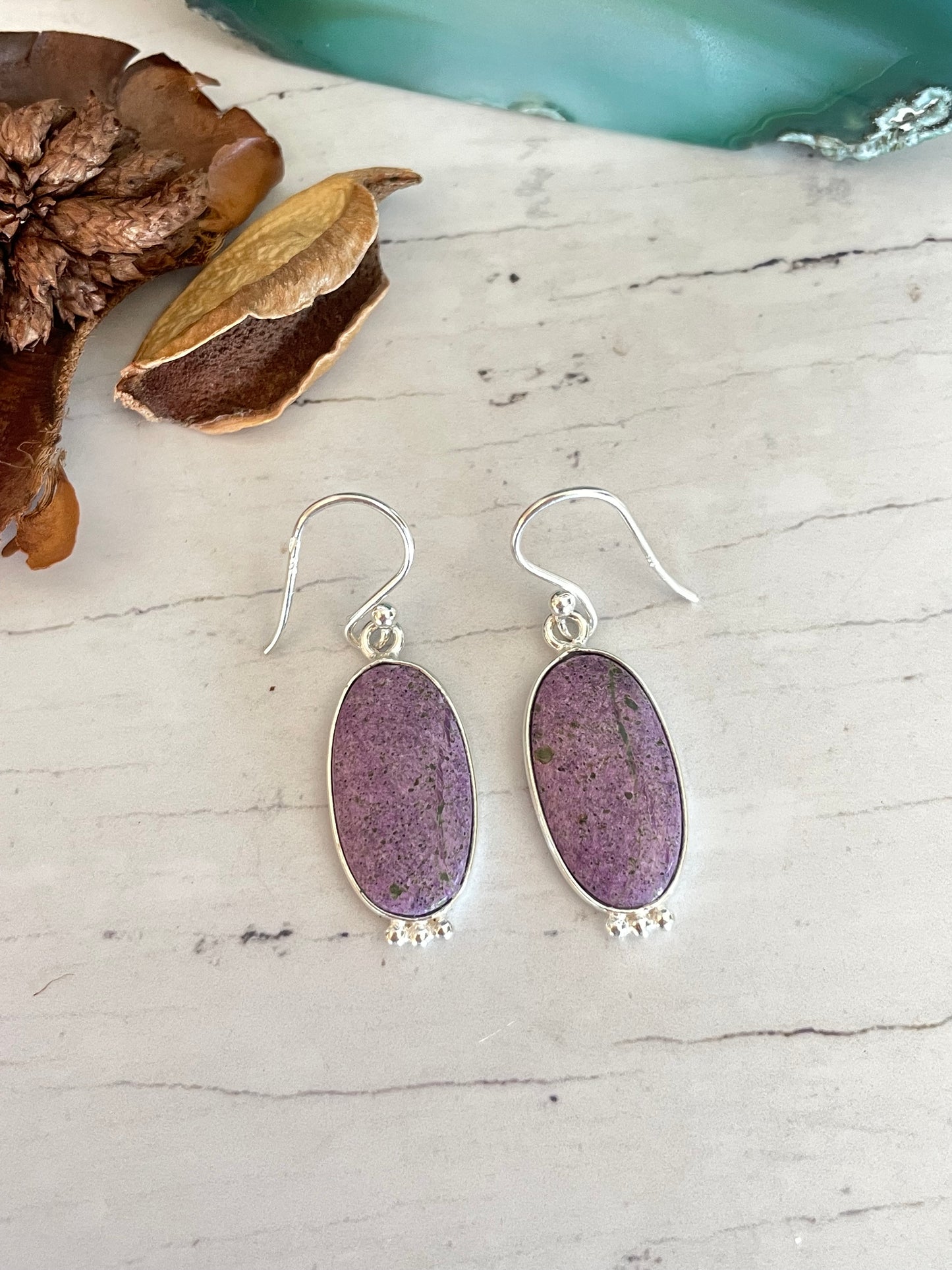 Stichtite Dangles