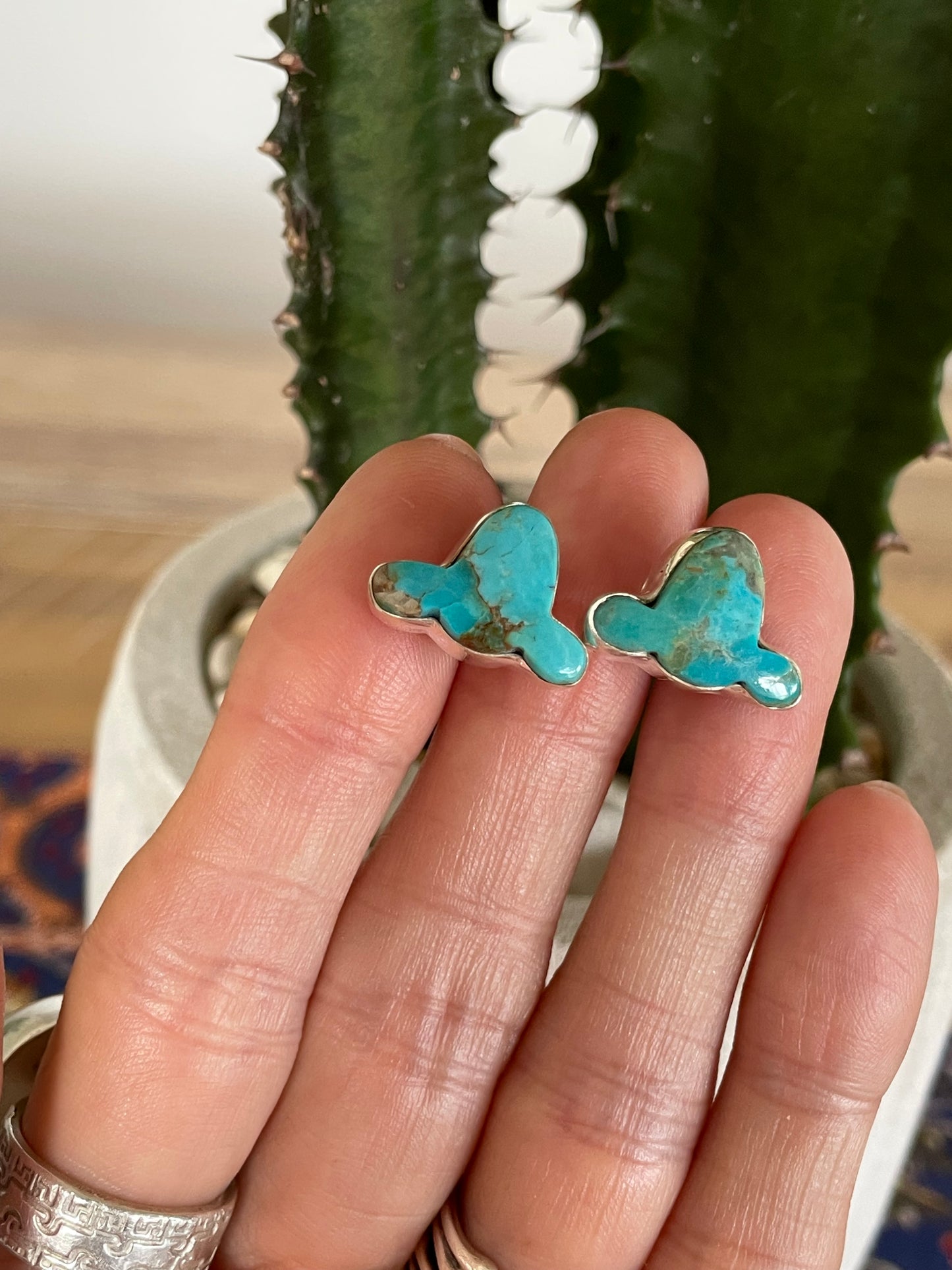 Kingman Turquoise ~ Cowboy Hat\Cloud Studs