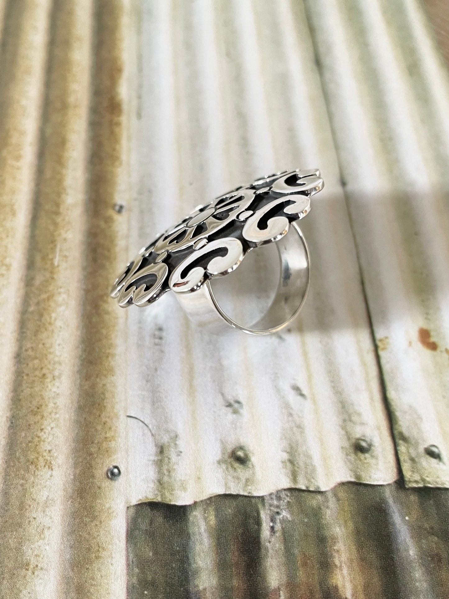 Mexican Silver Ornate Ring - Size 6-10 adjustable (artisan signed)