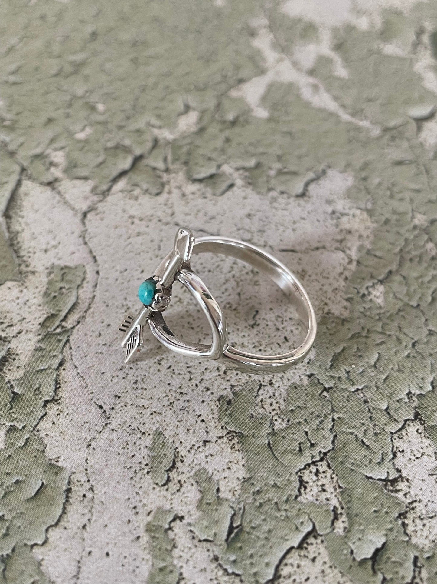 Arrow Turquoise ring - Size 7