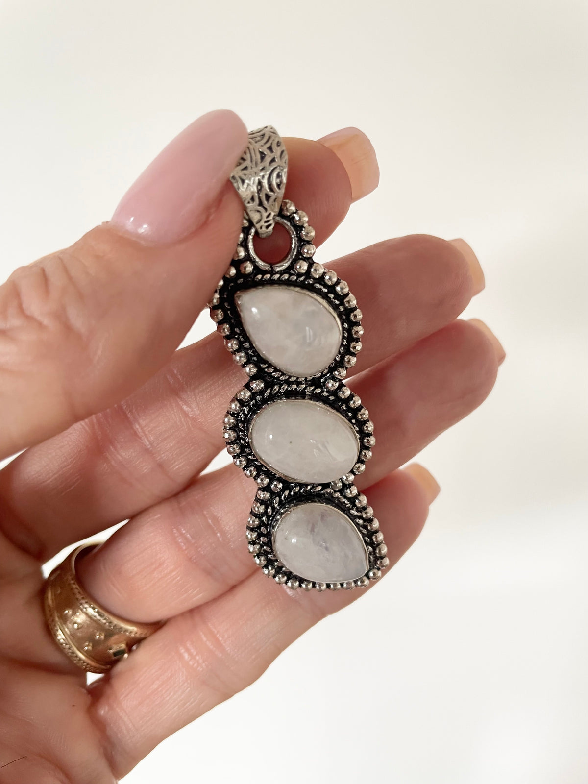 Rainbow Moonstone Pendant
