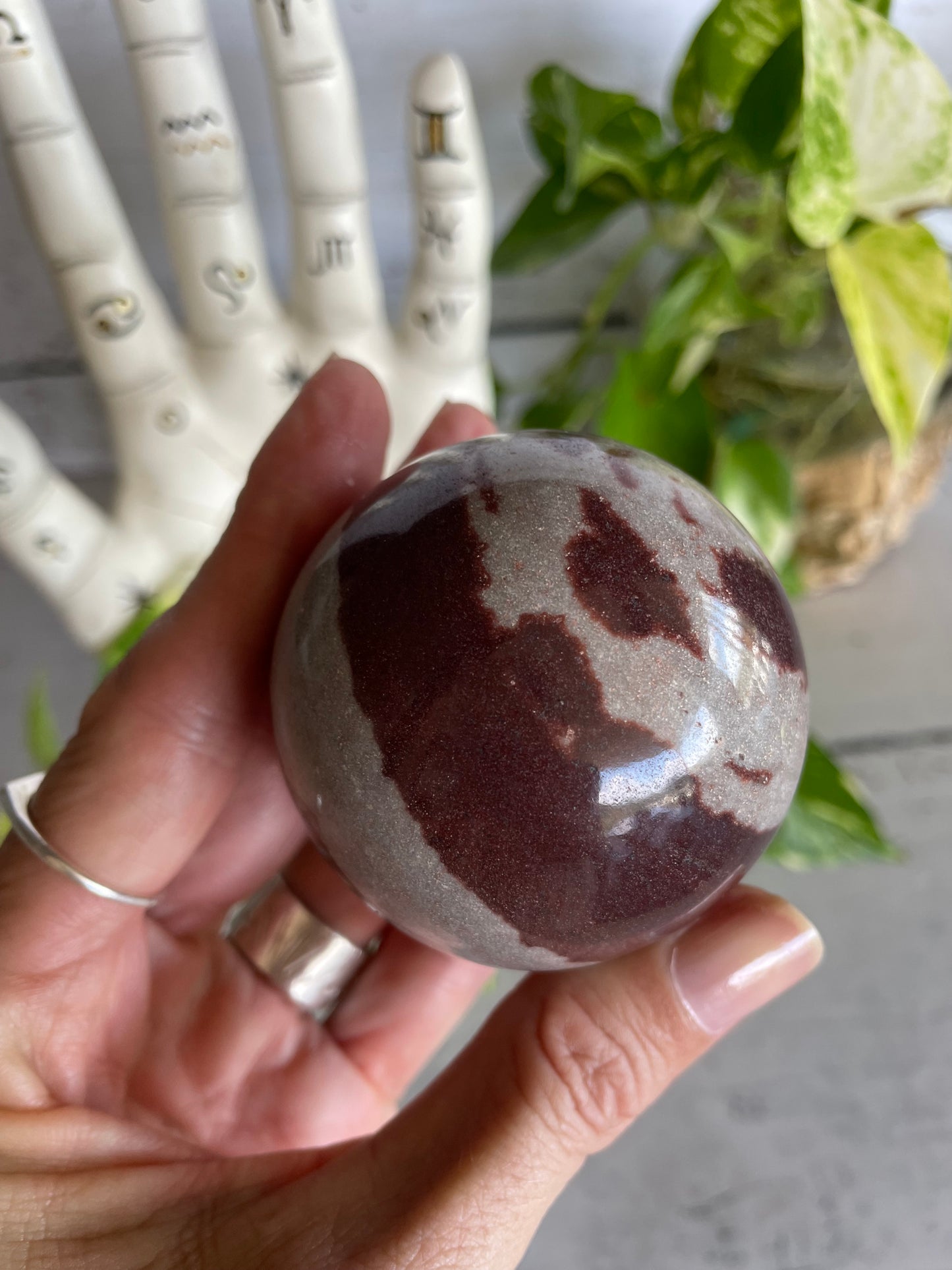 Shiva Narmada Sphere Includes Holder