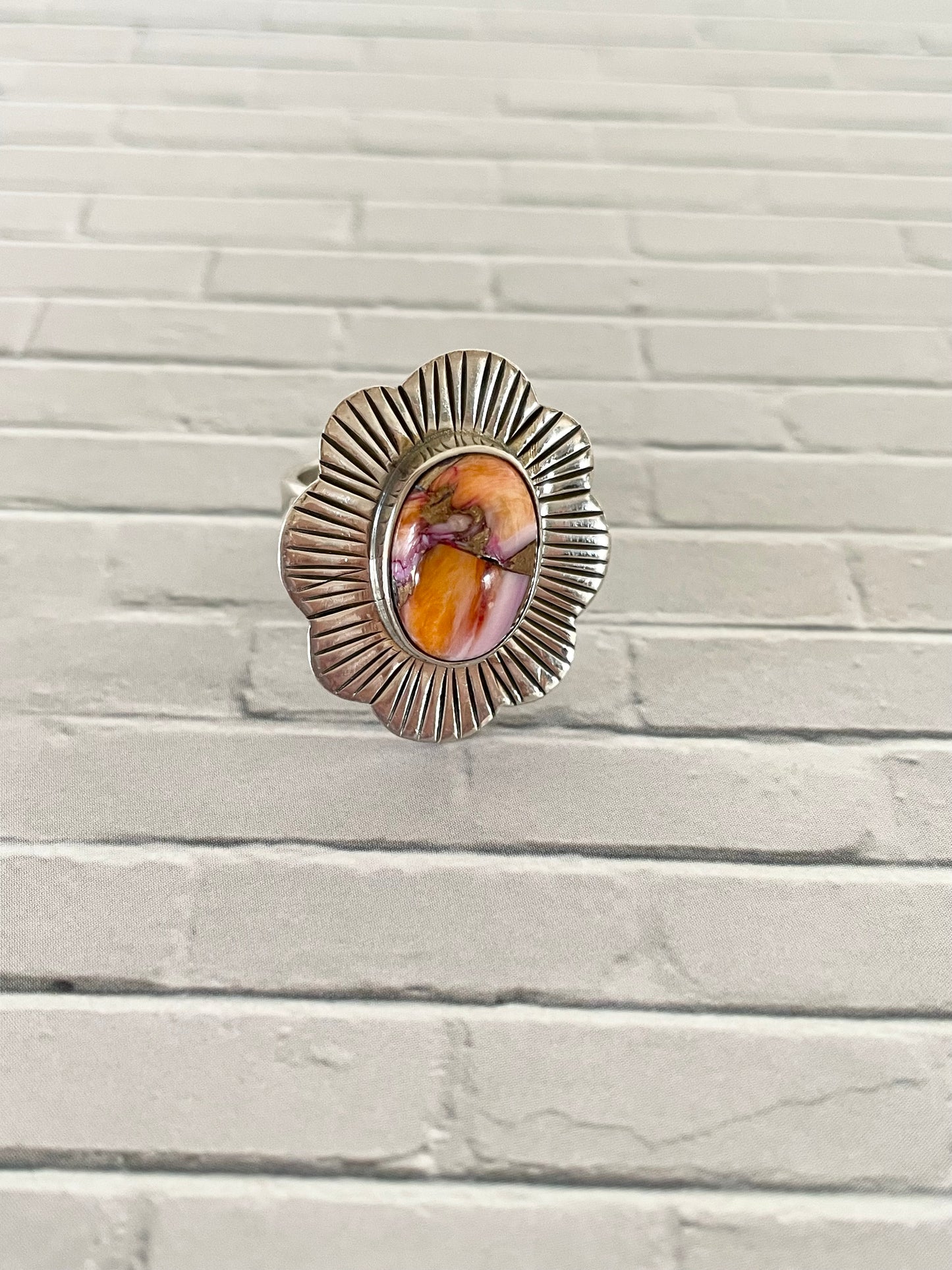 Sunset Spiny Oyster Ring - adjustable size 6-10