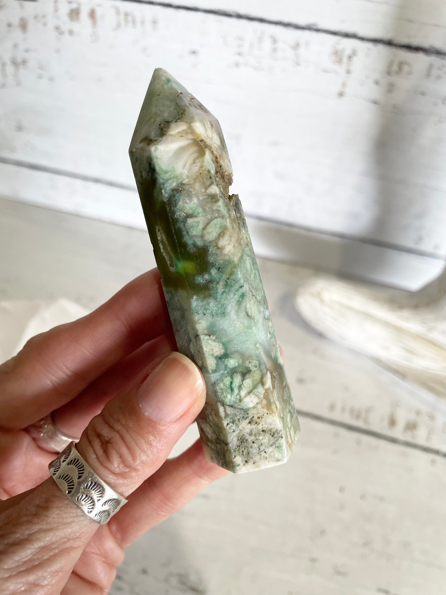 Green Flower Agate Generator