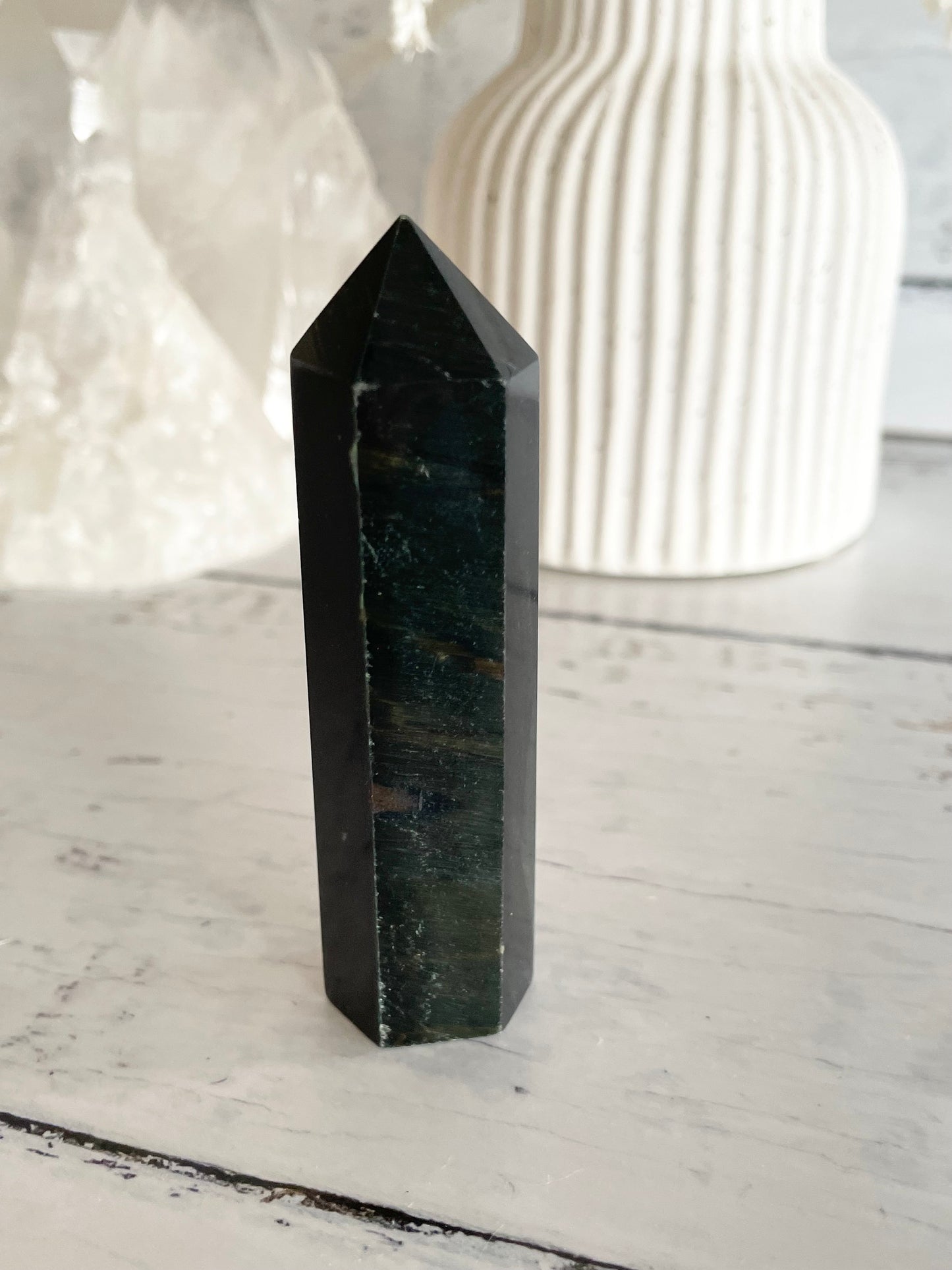 Blue Tigers Eye Generator