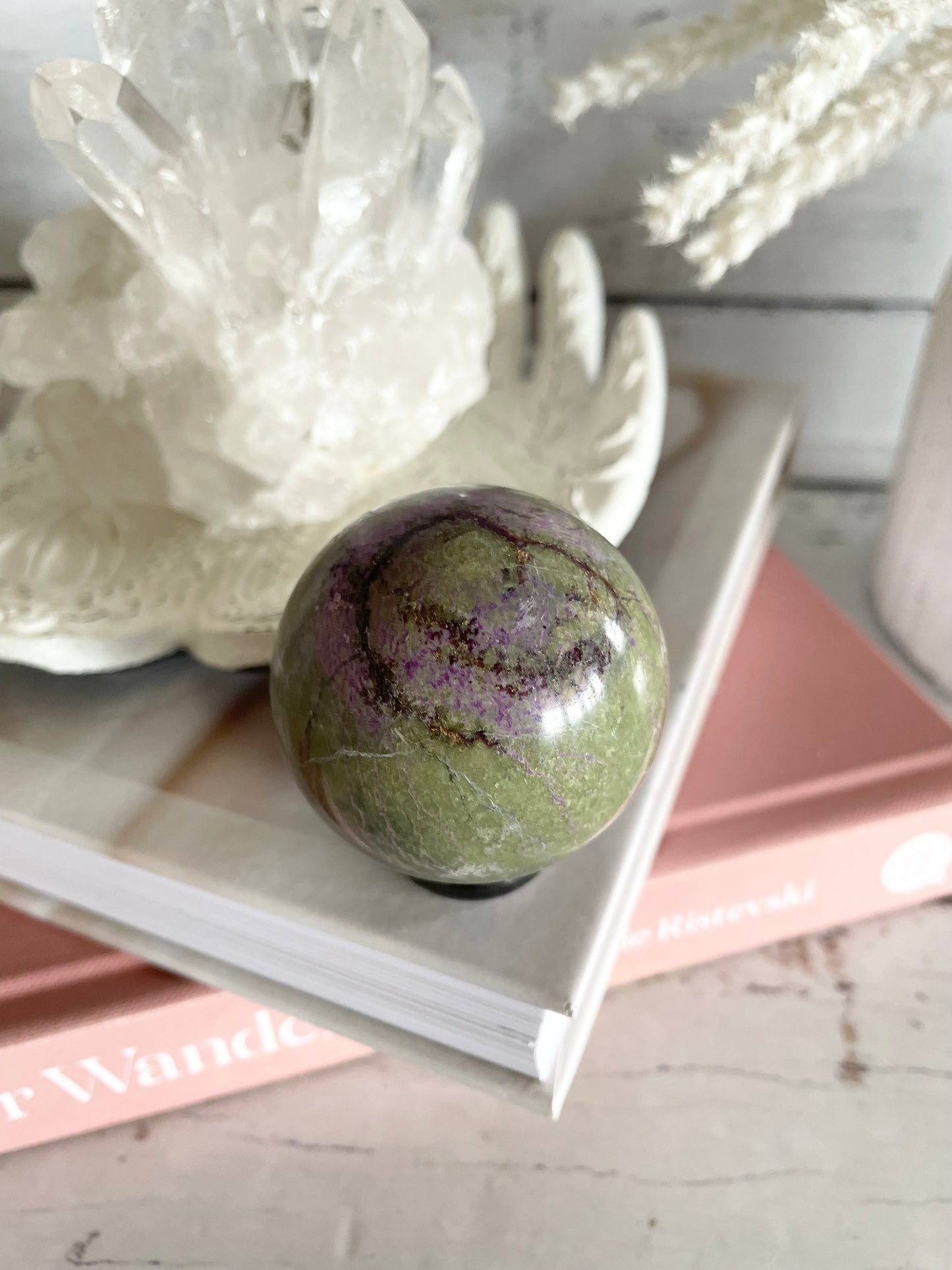 Stitchite Sphere Includes Holder