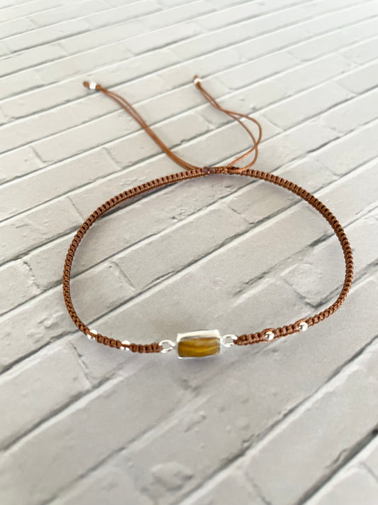 Macrame adjustable bracelet - Tigers Eye