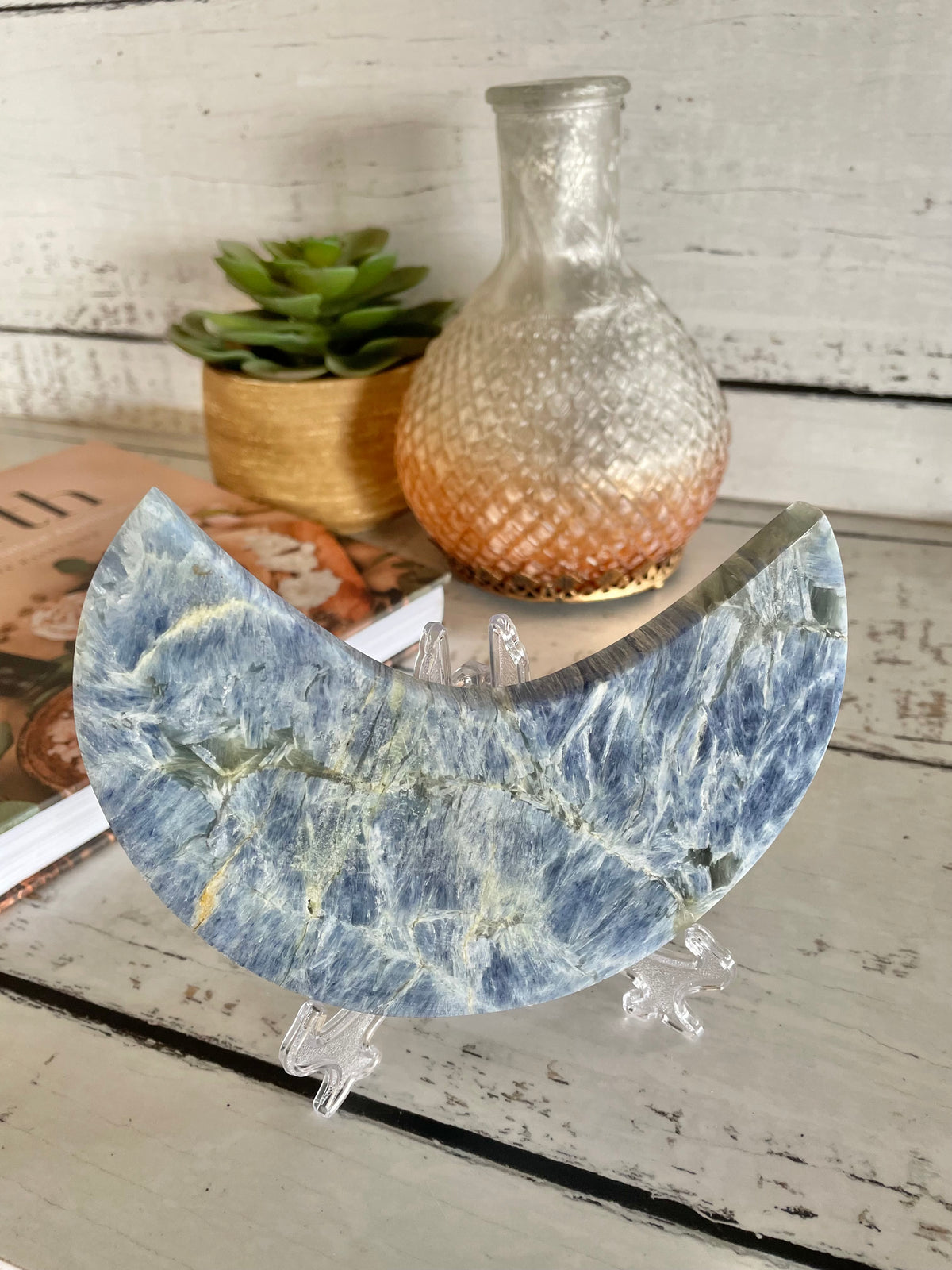 Kyanite Moon