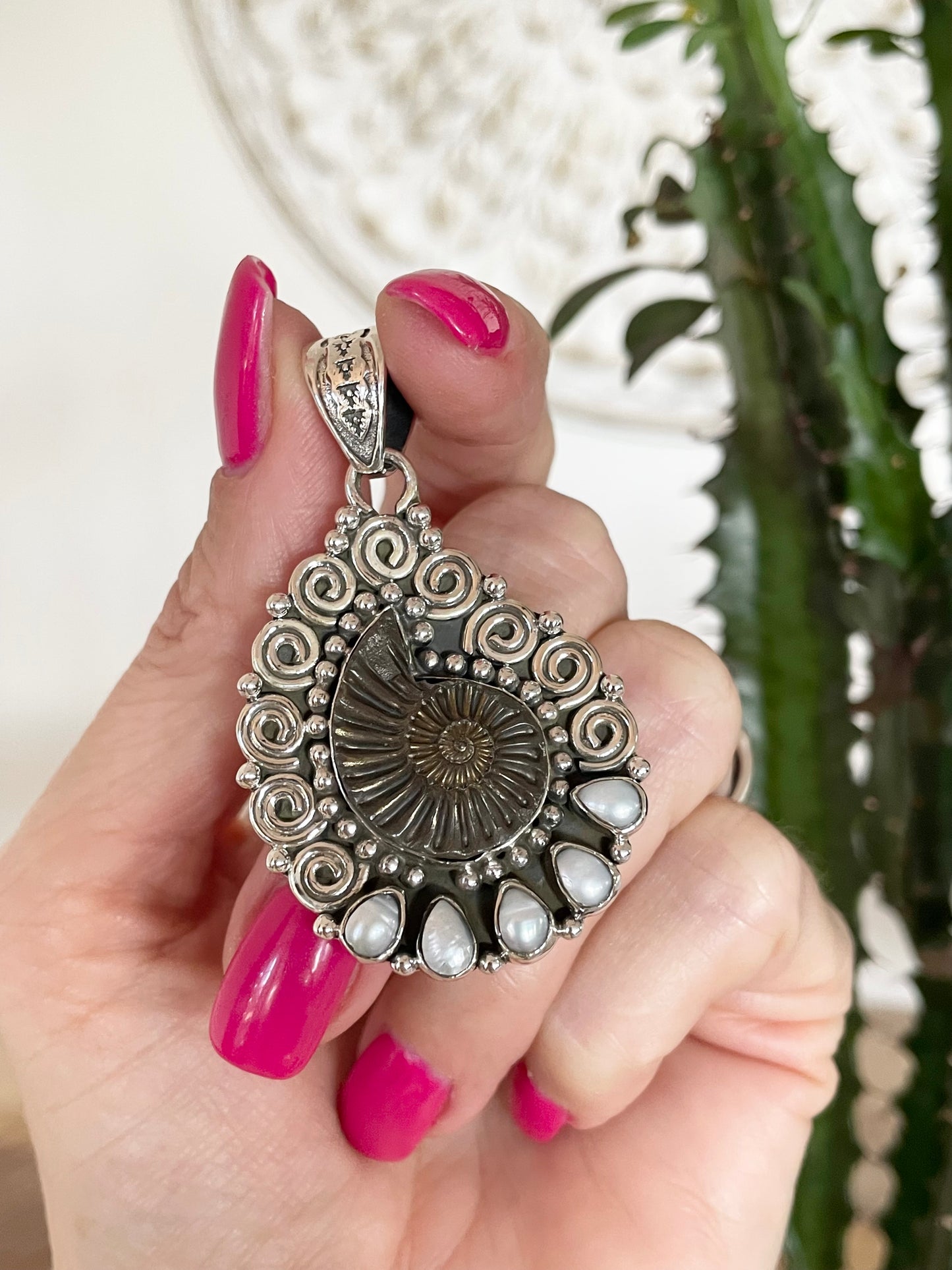 Ammonite & Pearl Pendant