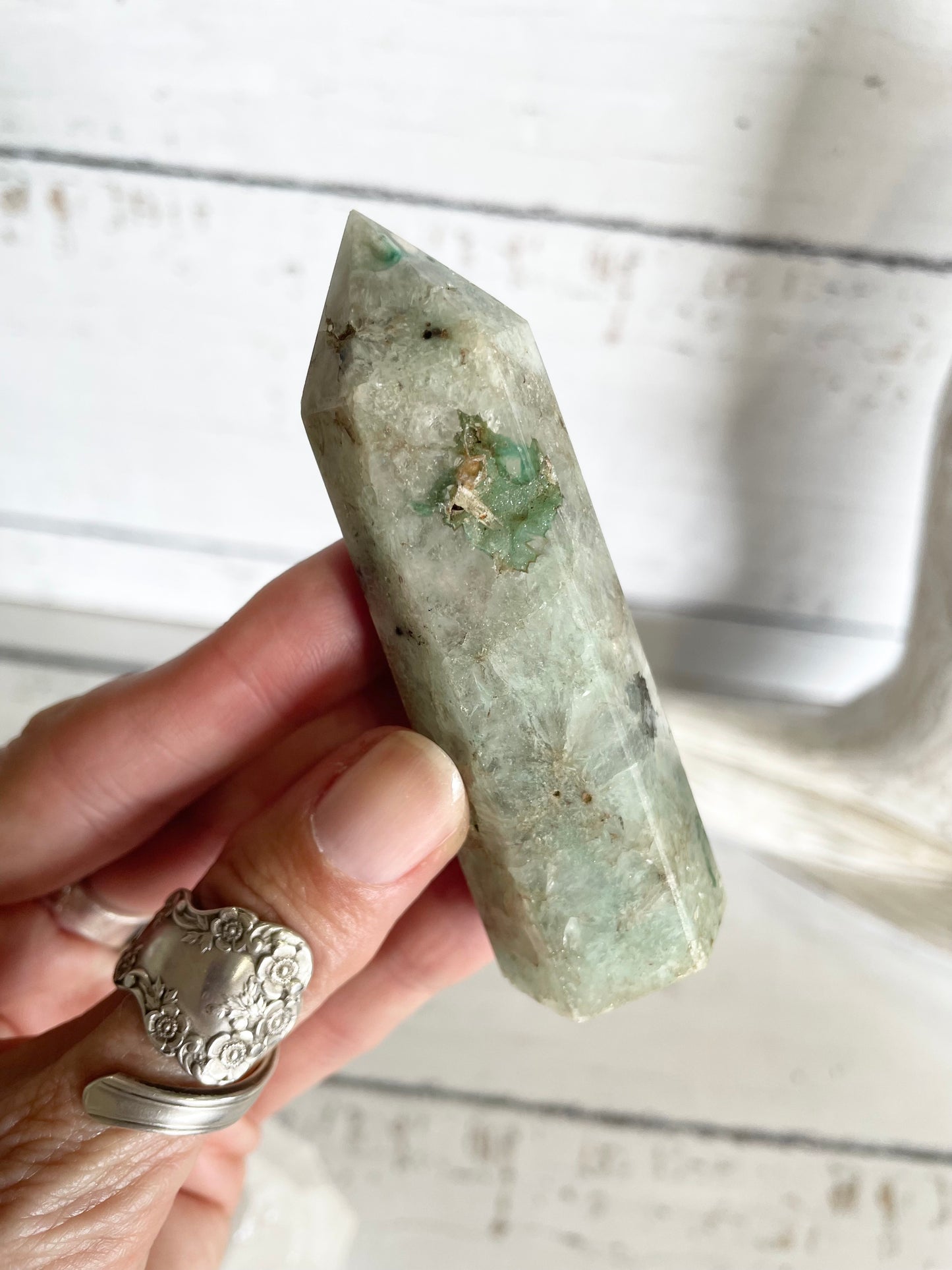 Green Flower Agate Generator