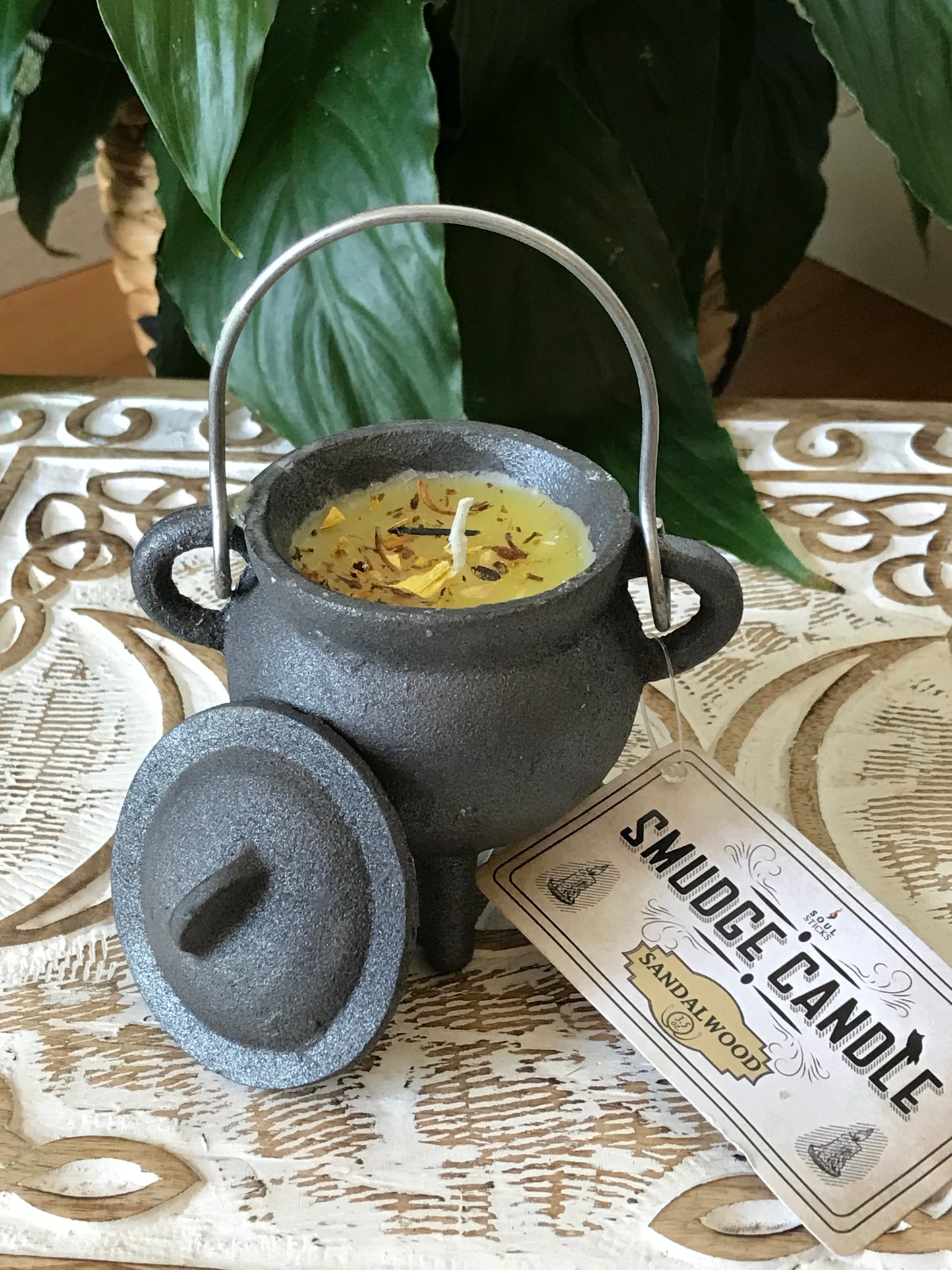 Cauldron Smudge Candle ~ Sandalwood