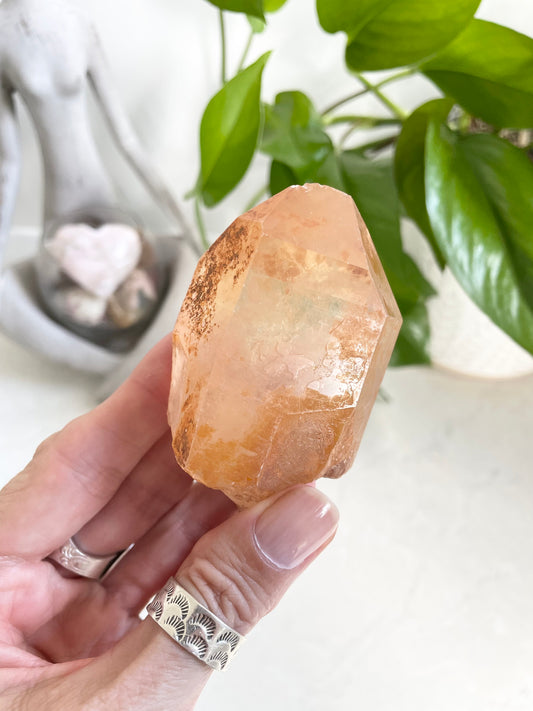 Tangerine Quartz point