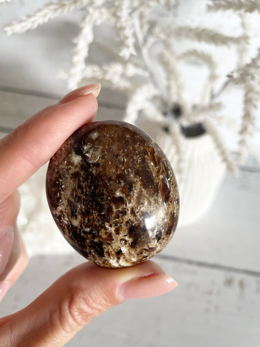 Black Opal Pillow /Palm Stone