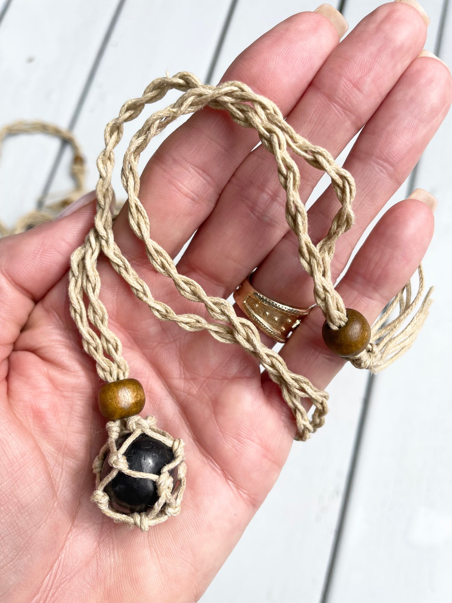 Macrame adjustable crystal necklace - Shungite