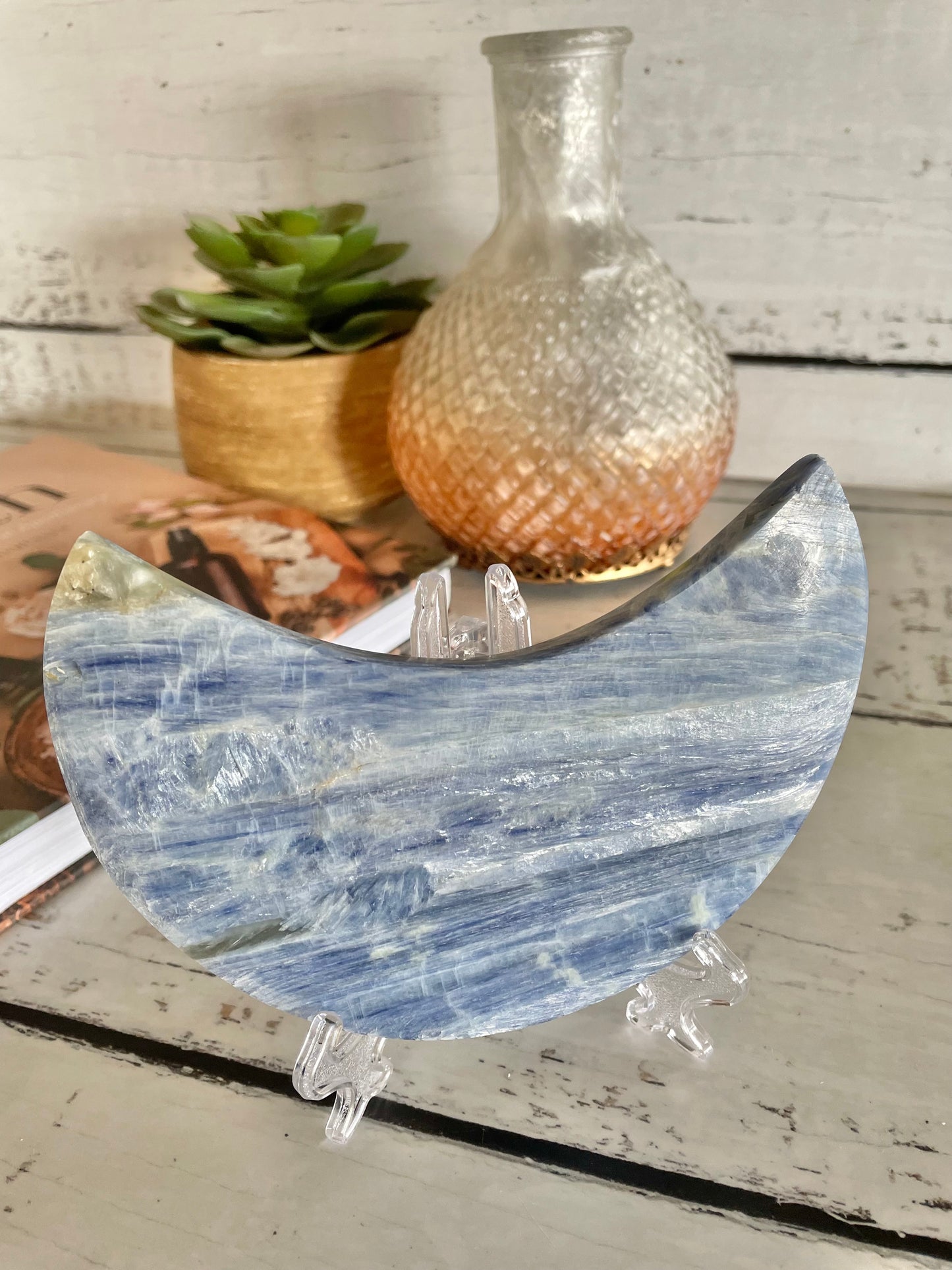 Kyanite Moon