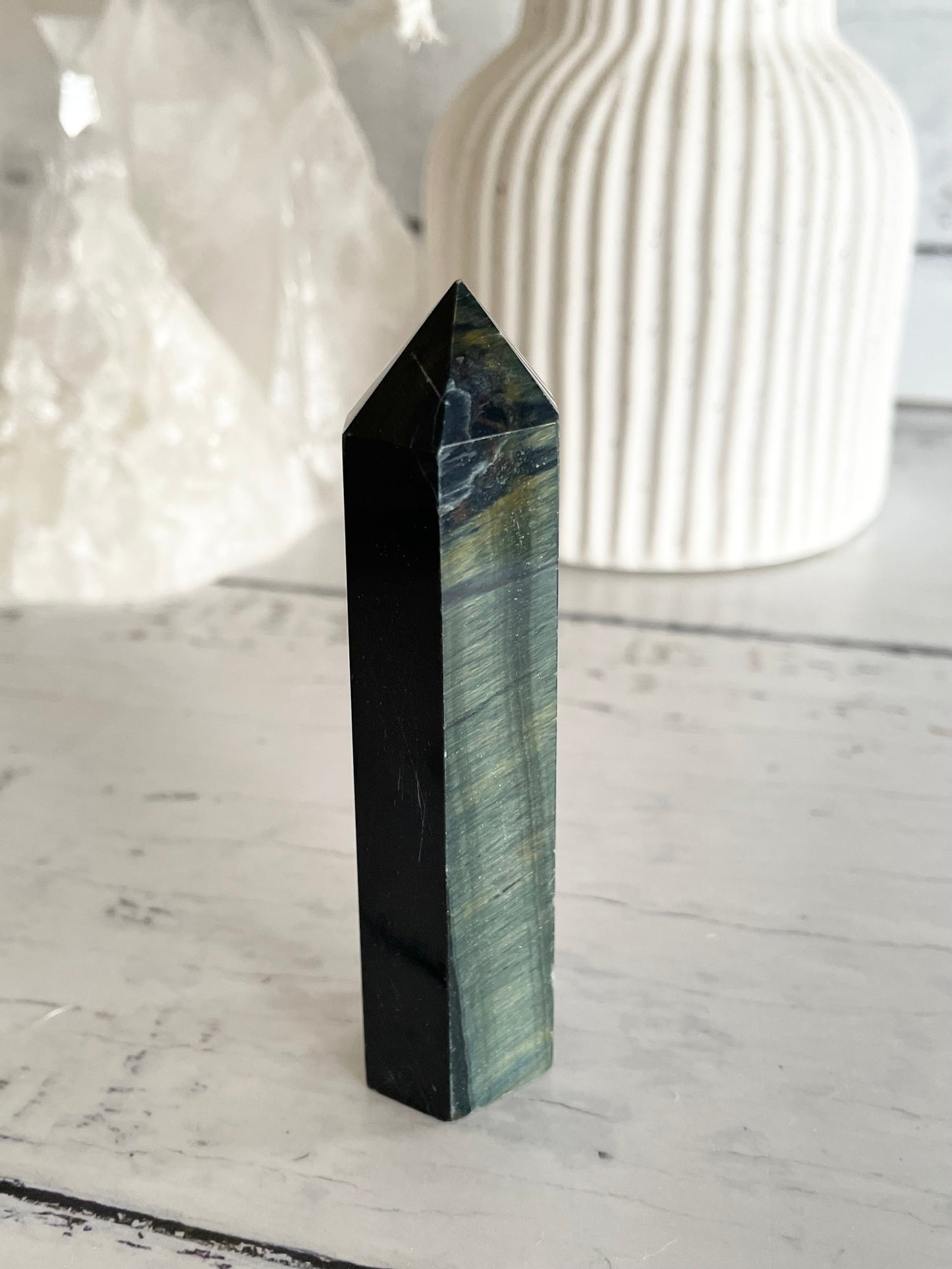 Blue Tigers Eye Generator
