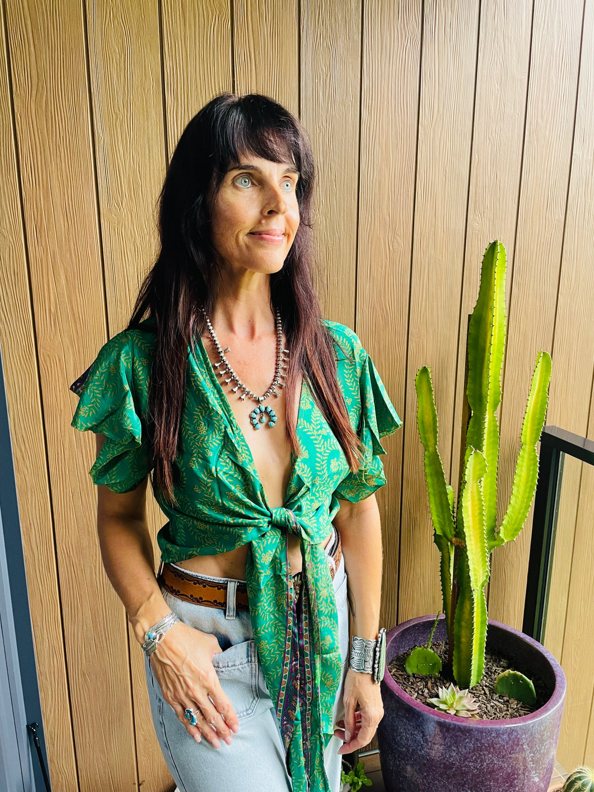 Sari short sleeve ruffle shirt