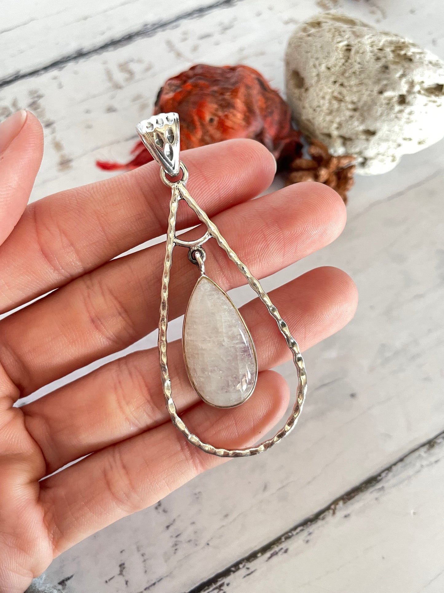 Rainbow Moonstone Silver Pendant