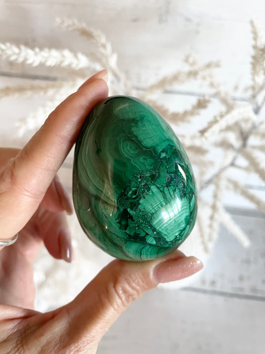 Malachite Egg with holder
