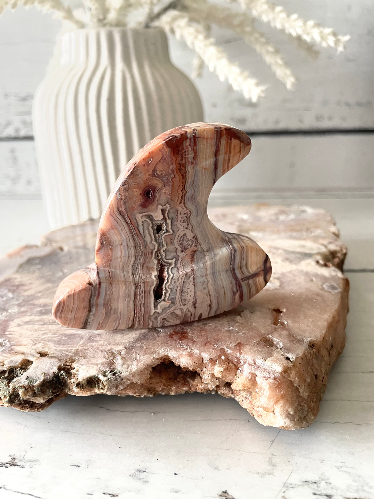 Mexican Pink Crazy Lace Agate Witch Hat