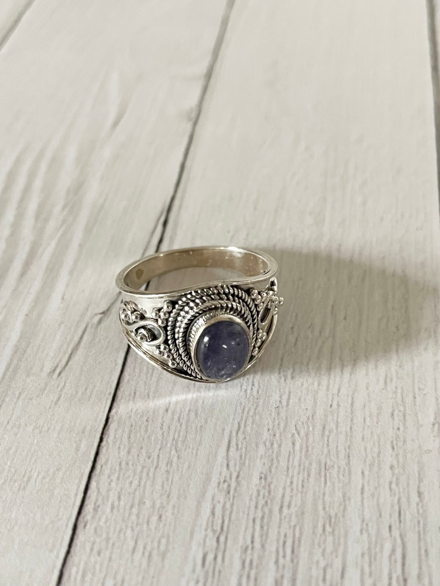 Tanzanite Ring ~ size 7