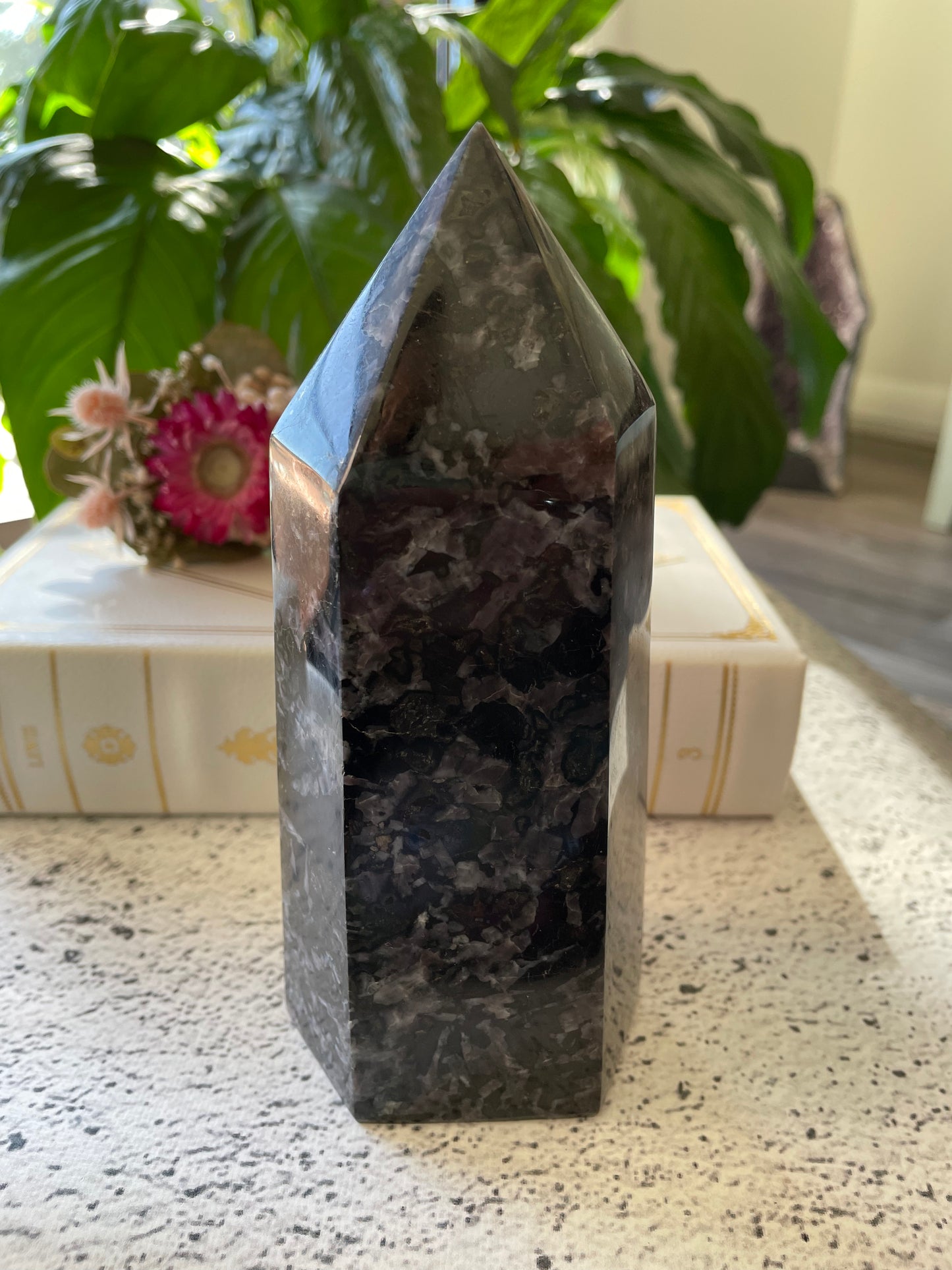 Indigo Gabbro Generator ~ 1kg