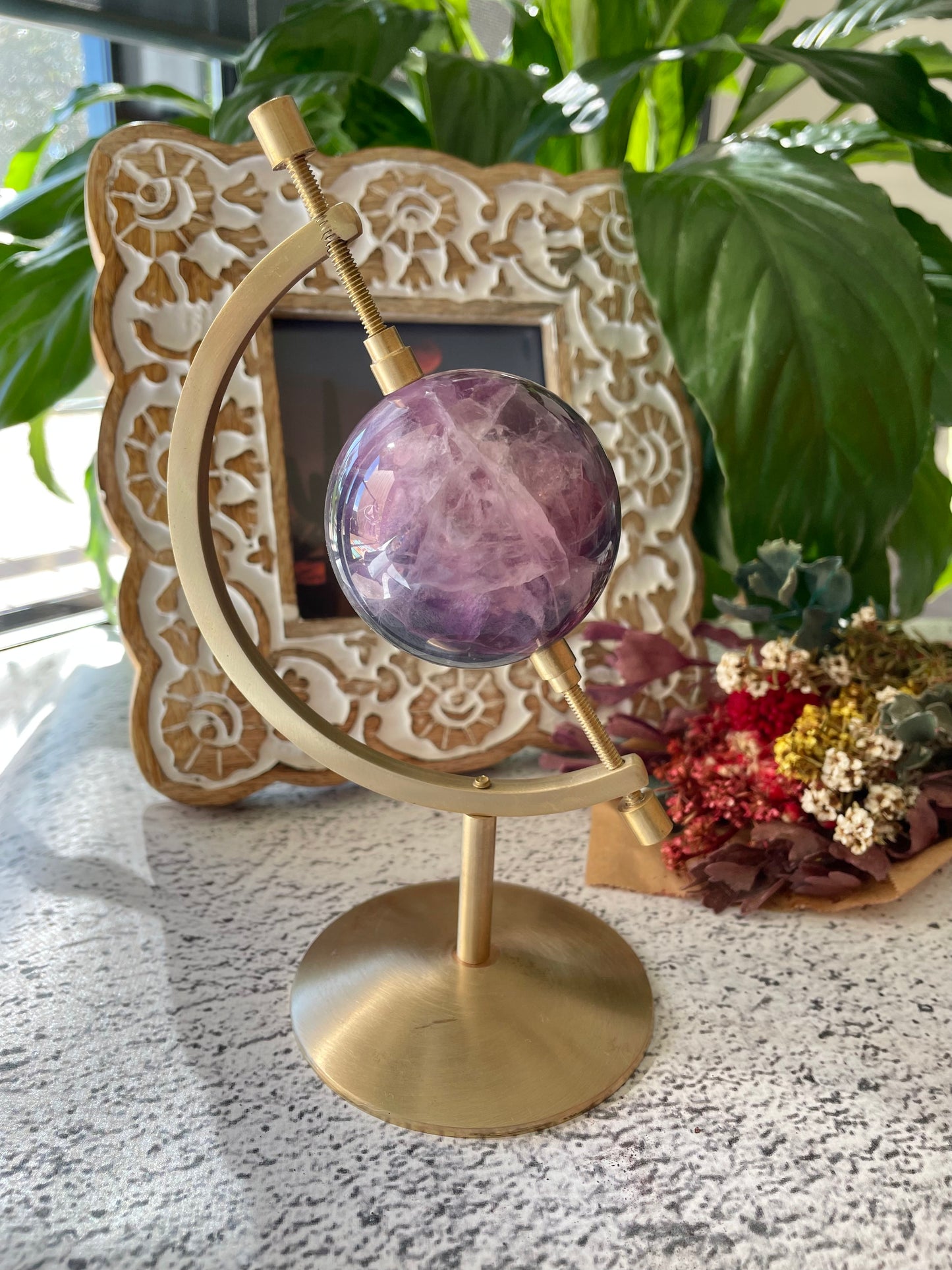 Metal Sphere Holder