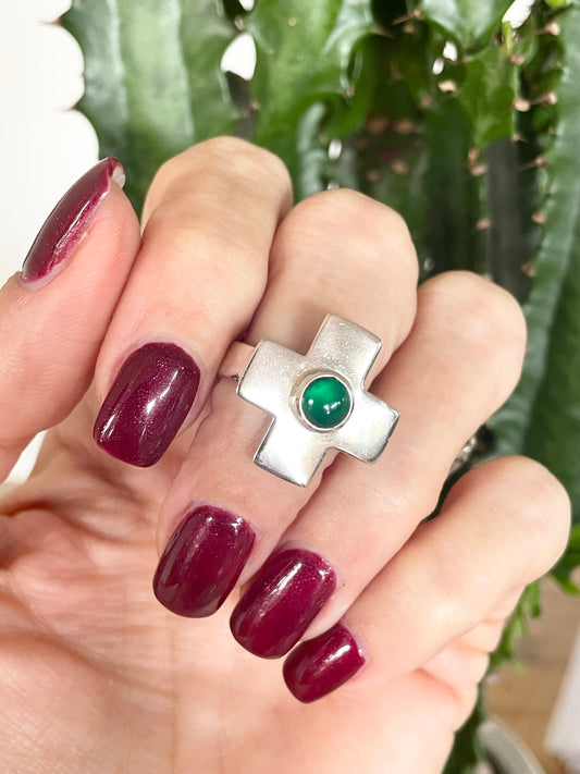 S&M Green Onyx Ring ~ Size 7