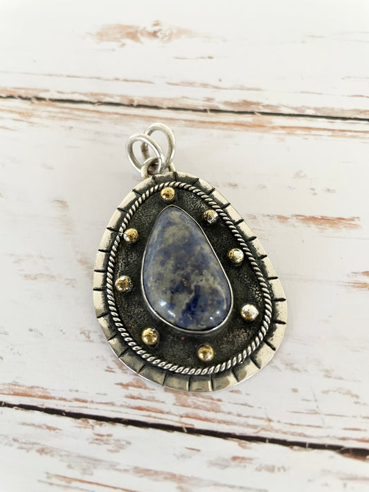 Sodalite Studded pendant