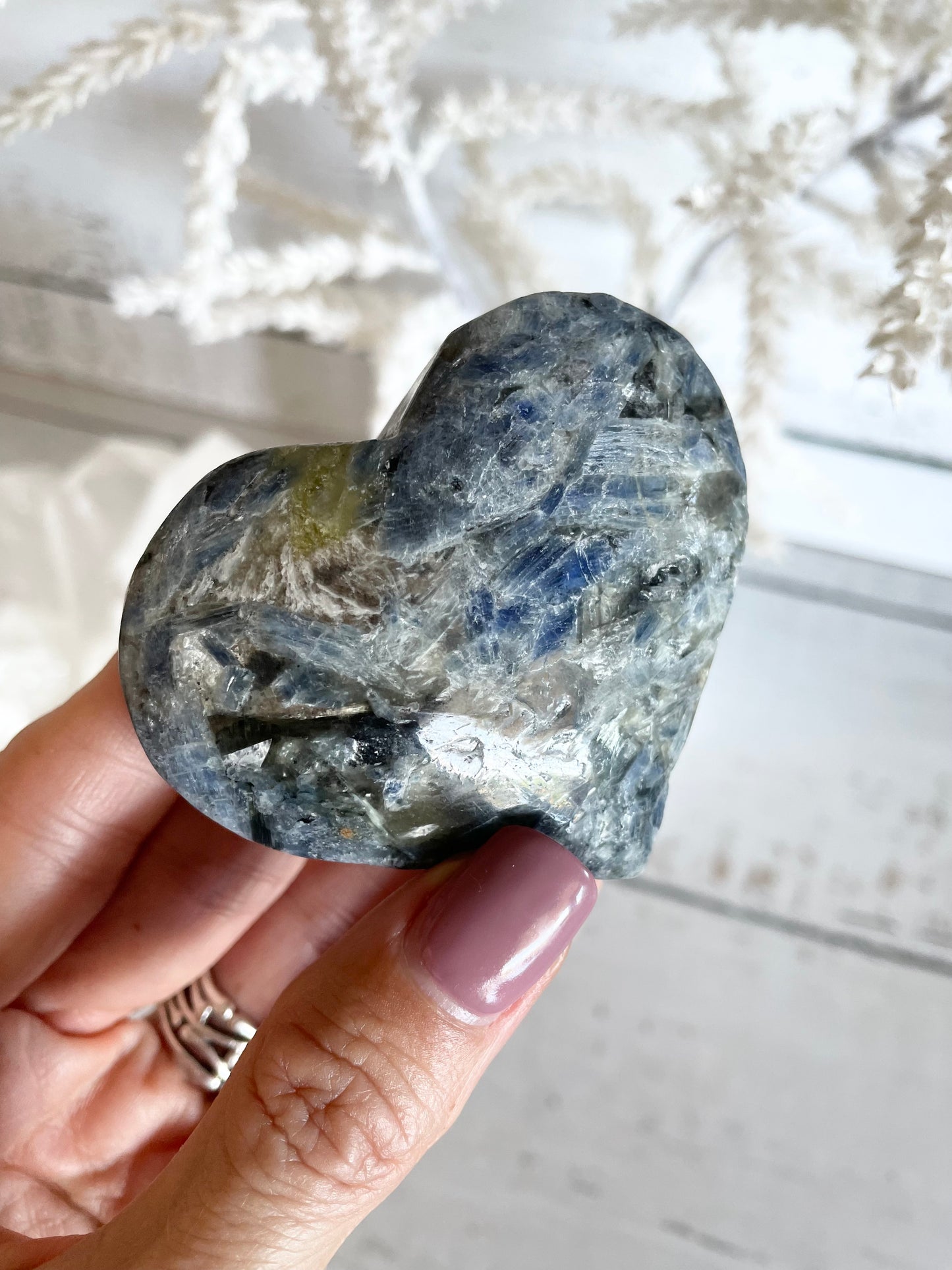 Kyanite Heart