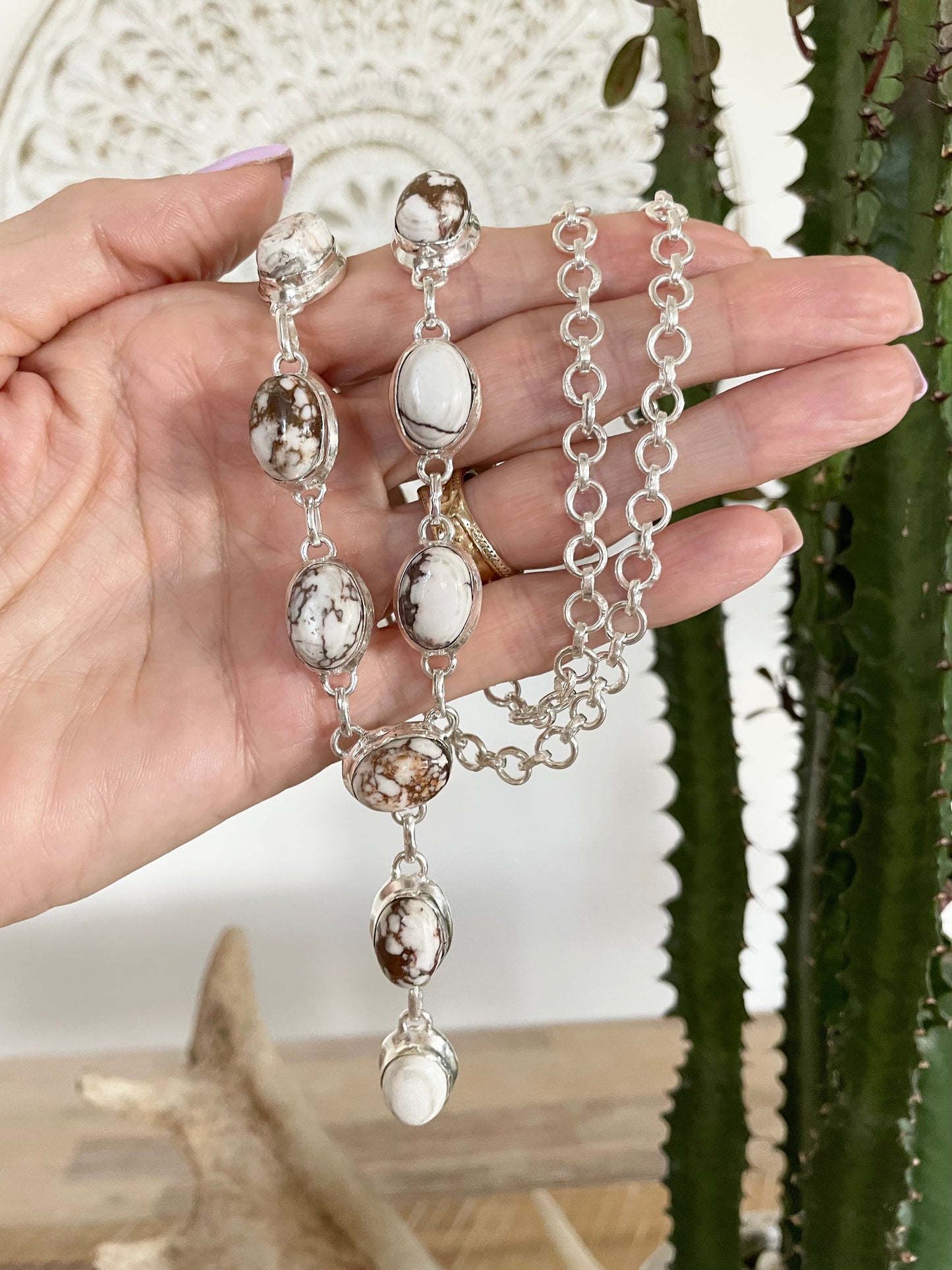 Wild Horse Magnesite Turquoise Lariat Necklace