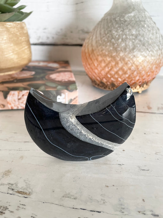 Black Agate Moon