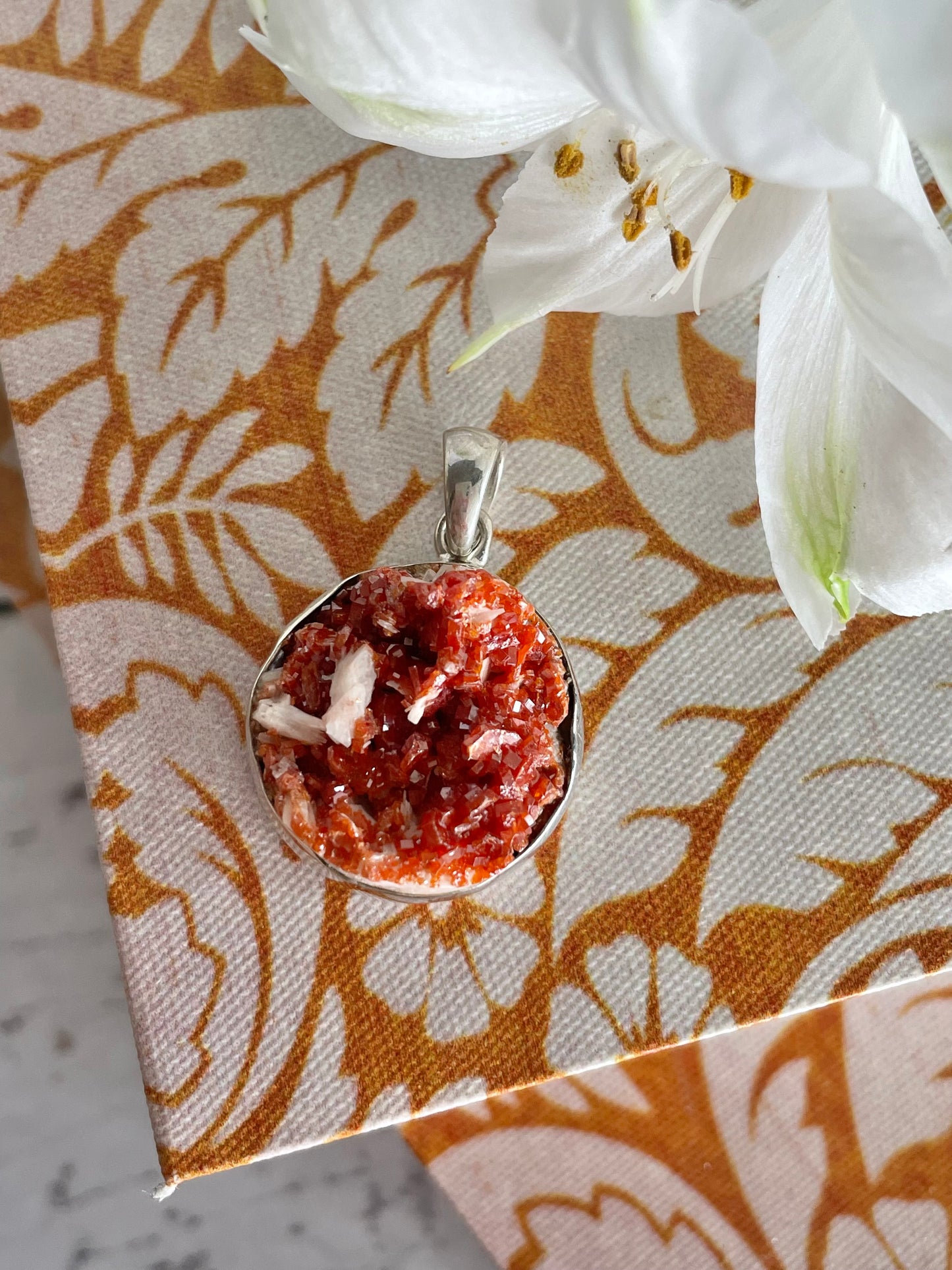 Johnstonite /Vanadinite Silver Raw Pendant