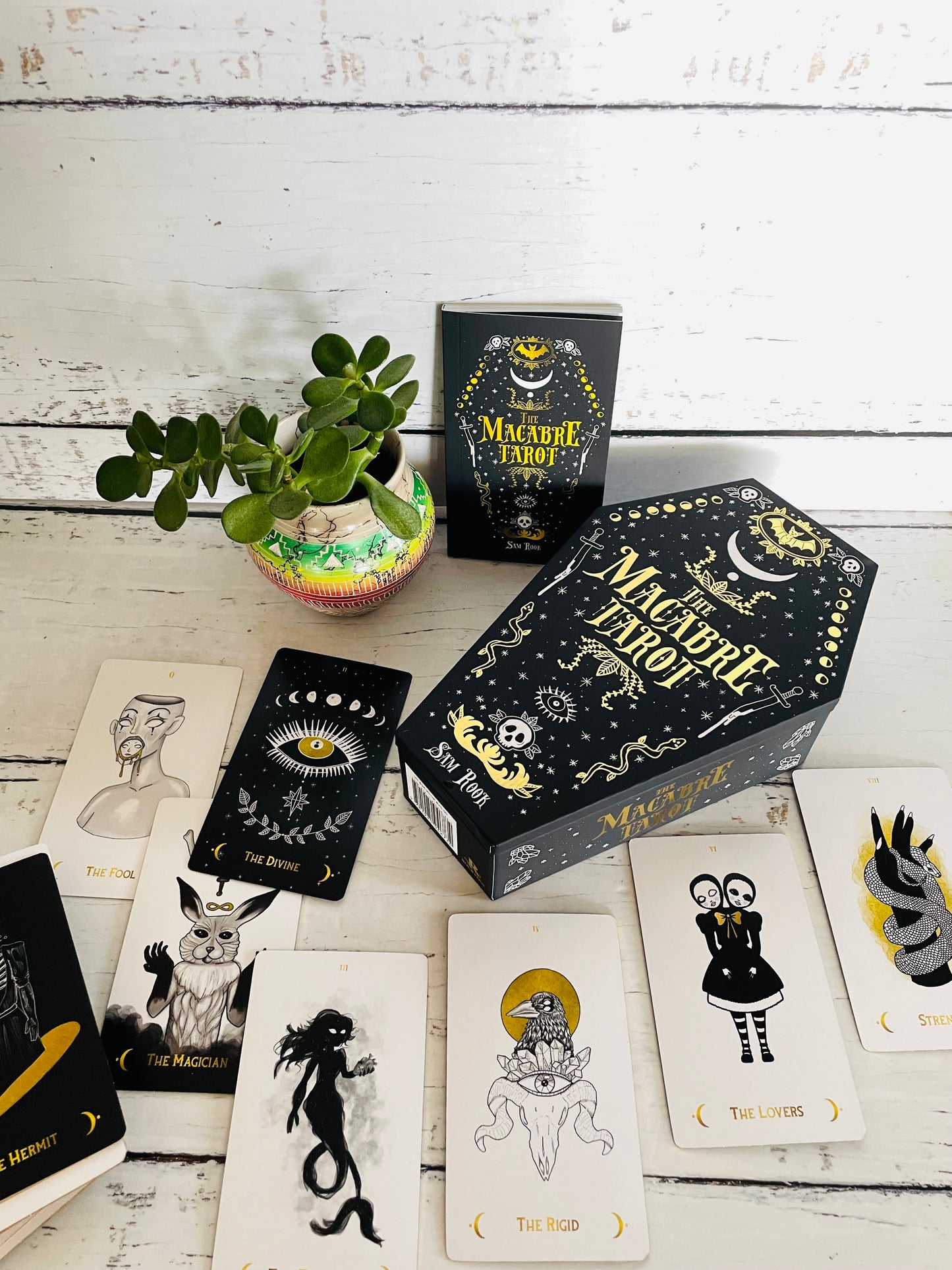 The Macabre Tarot