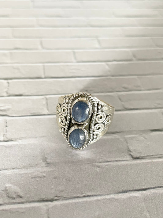 Blue Kyanite Ring ~ size 8.5