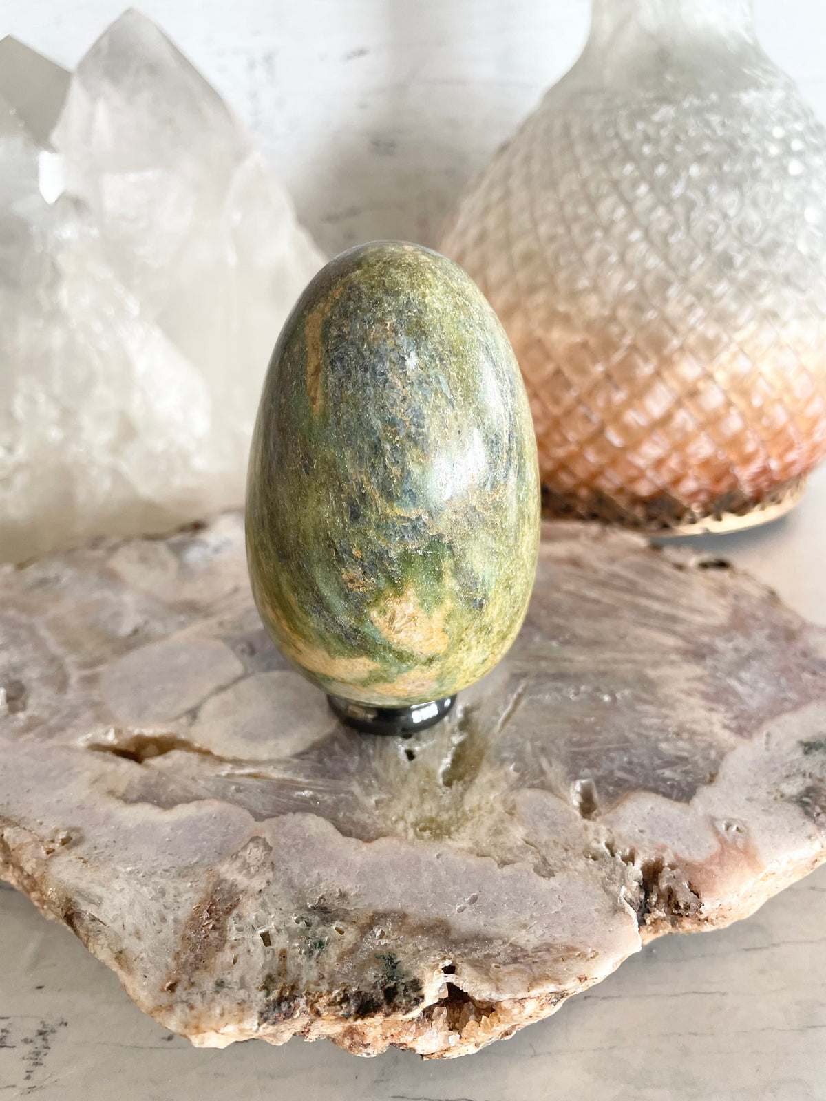 Fuchsite Egg includes holder