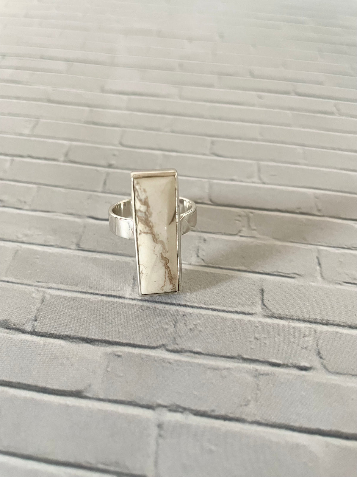 White Howlite Ring ~ Size 8