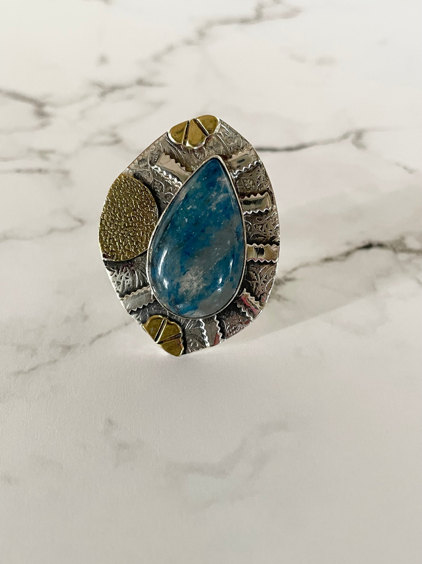 Apatite adjustable ring ~ sizes 6.5-10
