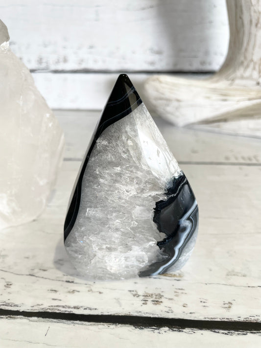 Black Agate Dome