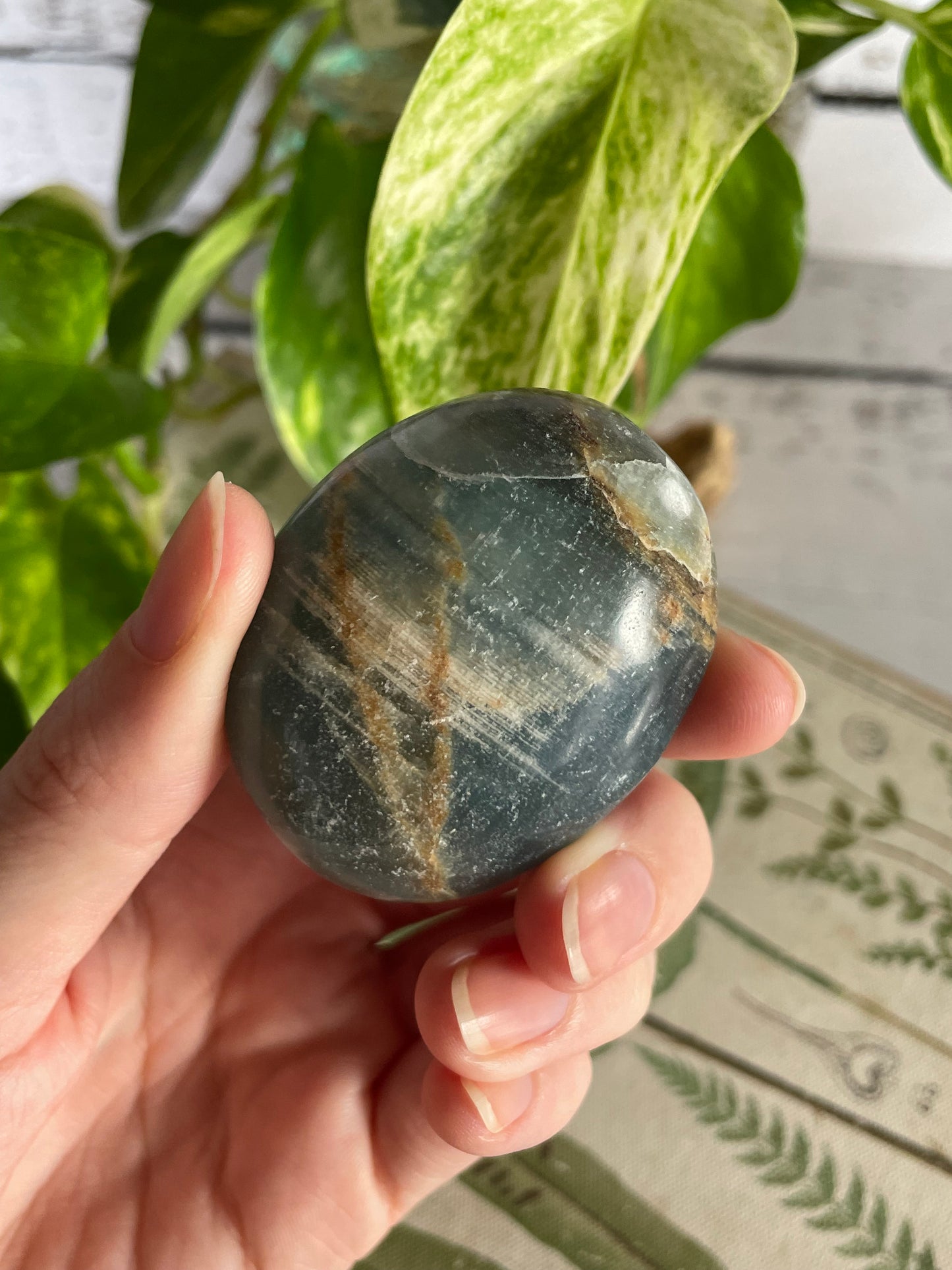 Blue Onyx Pillow Palm Stone