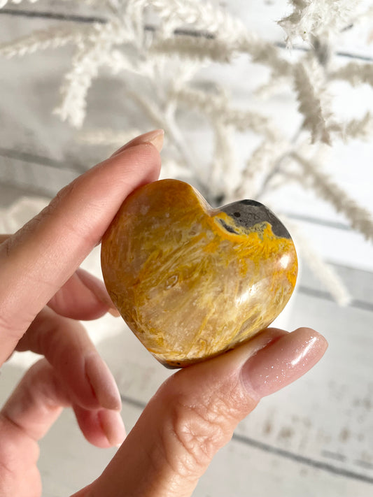 Bumble Bee Jasper Heart