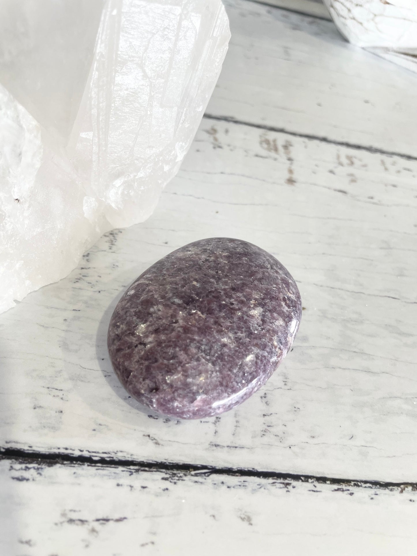 Lepidolite Pillow / Palm Stone