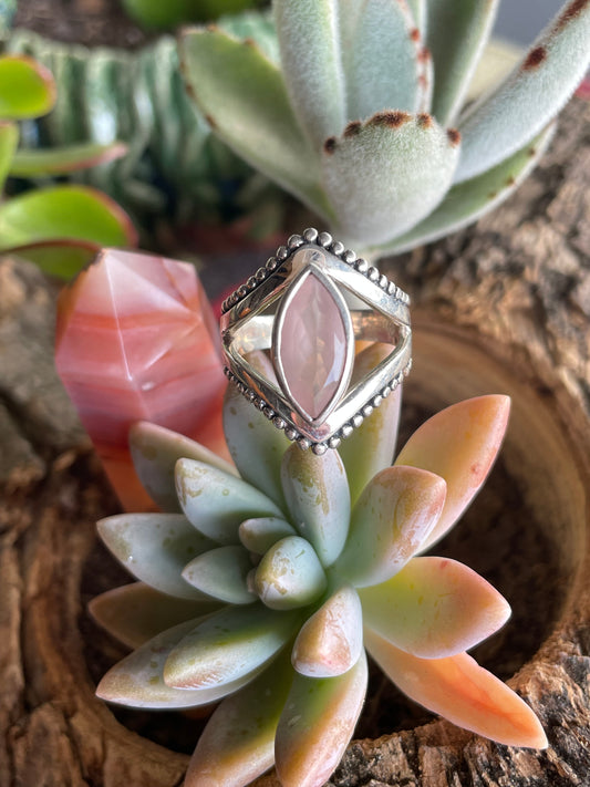 Rose Quartz Silver Fixed Ring