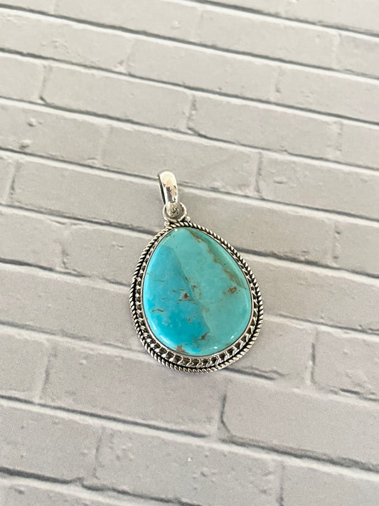 Mohave Turquoise Pendant