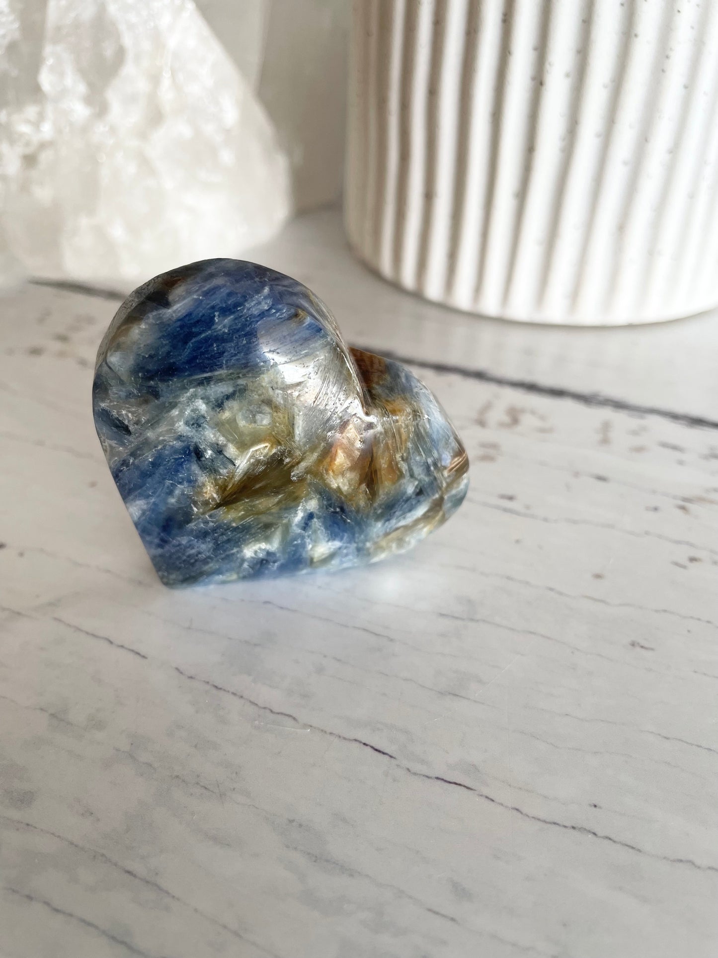 Kyanite Heart