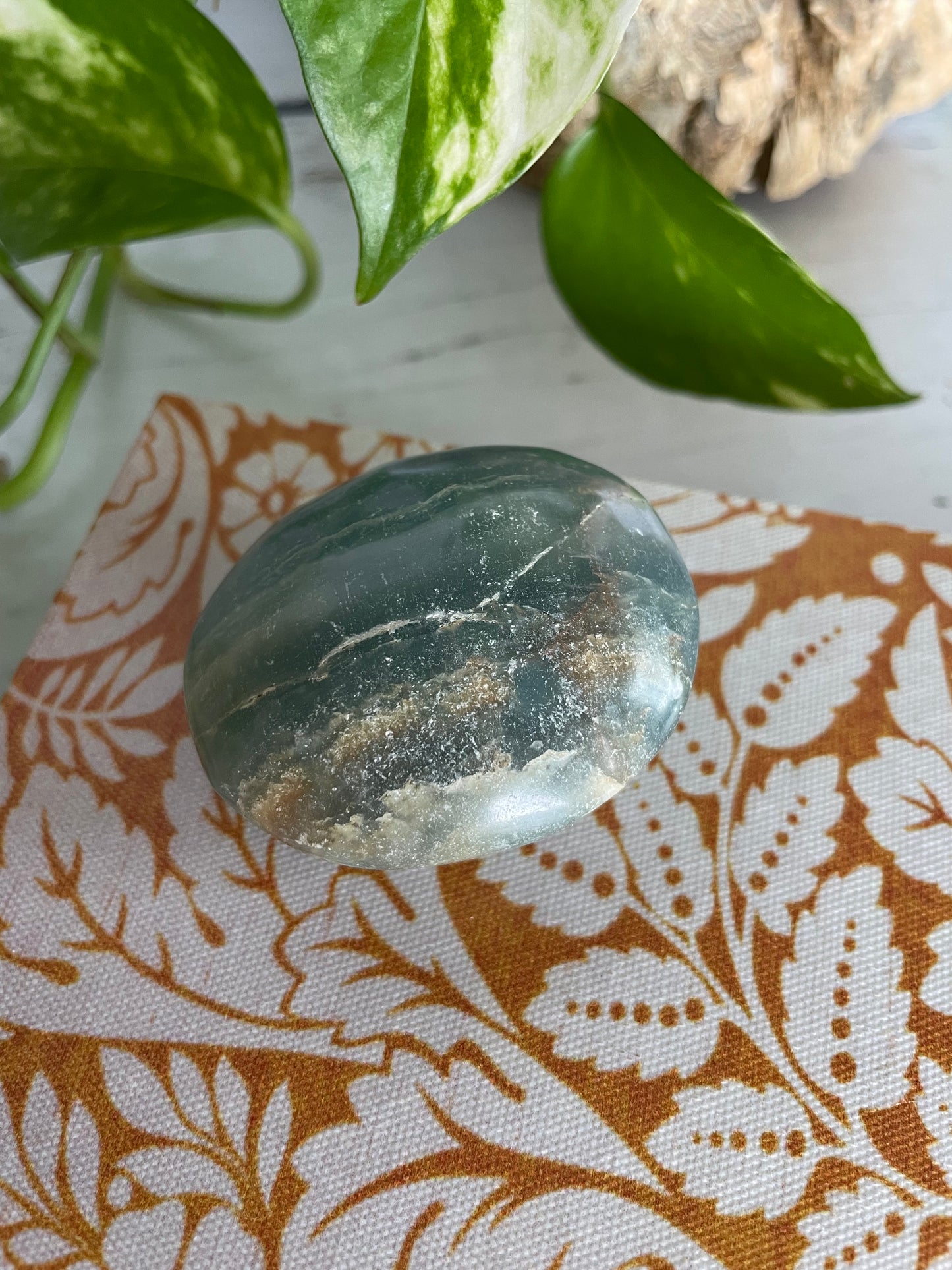 Blue Onyx Pillow Palm Stone