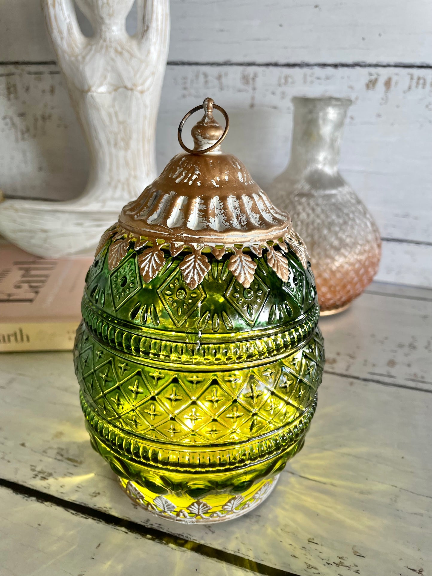 Vintage LED Avocado Lantern